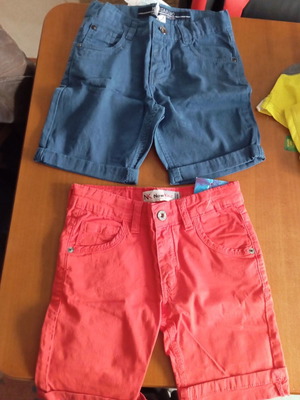 Къси панталони за момче 4 години нови, сини Madarino и червени New Kind