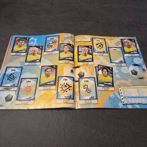 Euro 2004 Panini Sticker Album used, 90 of 334 stickers completed