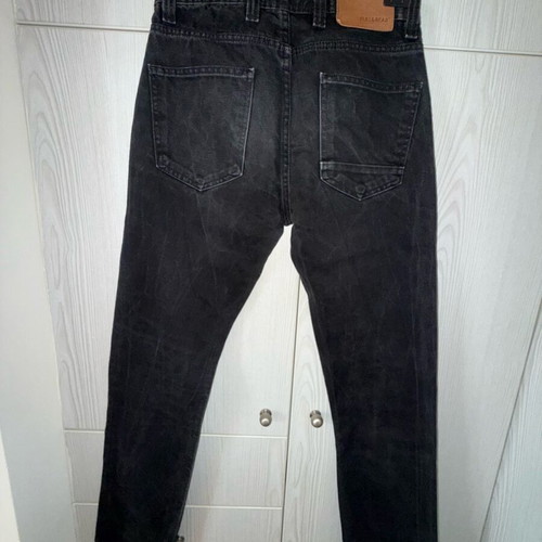 Black men's jeans Pull & Bear like new, size M