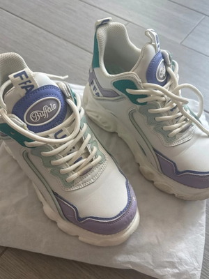 Buffalo women's shoes