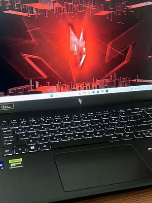 Acer Nitro V 15 λάπτοπ με GeForce RTX 4050 6GB, Intel Core i7, 16GB RAM, 1TB SSD