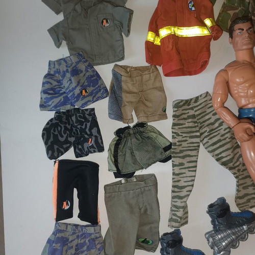 Action Man & Max Steel set, figures, clothes & accessories 1998