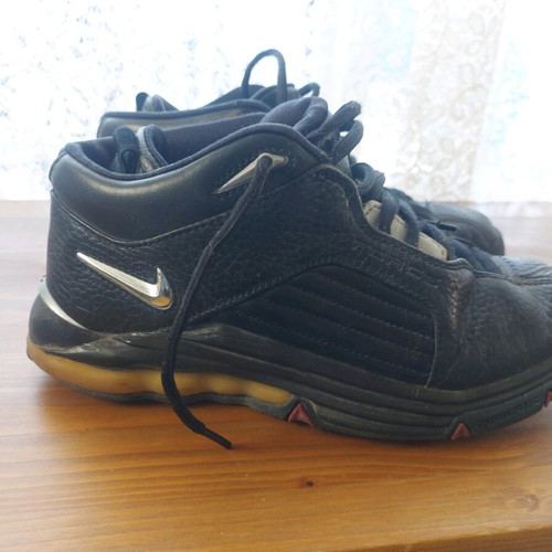 Nike basketball leather athletic shoes used, black, size 40