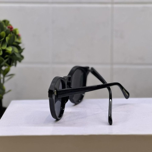 Γυαλιά ηλίου Oscar Olufsen καινούργια, μαύρος κοκάλινος σκελετός με χρυσές λεπτομέρειες
