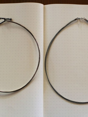 Necklaces used, set of 2 pieces