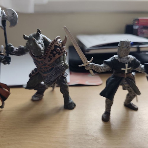 Pappo figures used