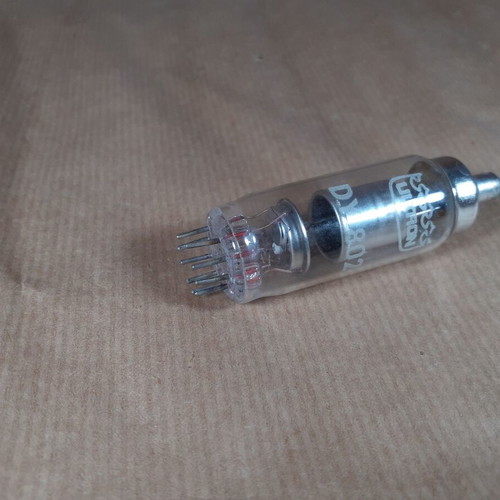 Ultron DY 802 Vacuum Tube new, original box