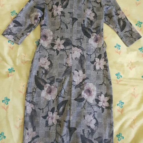 D.x. Oscar Collection women's dress gray, like new, size S