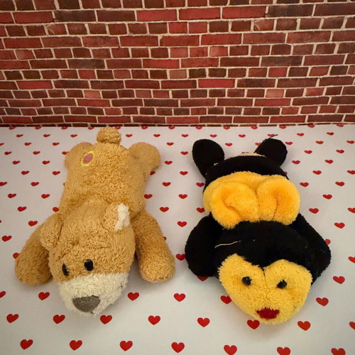 Set of 4 large plush magnets used