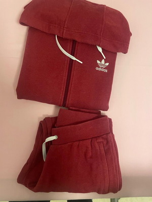 Adidas tracksuit set red like new, size S