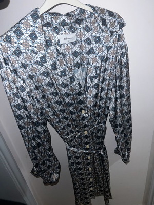 BSB dress new, size XL/XXL, unique design