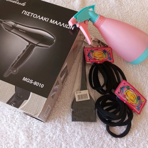 Hair dryer 2000W and accessories new, used hair straightener included
