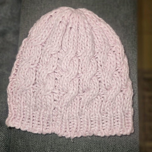 Pink wool hat like new, warm