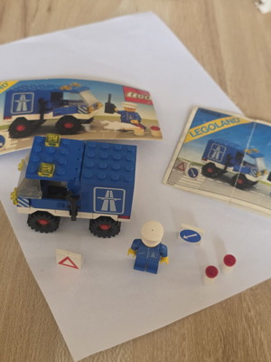 LEGO Legoland Vintage Classic Highway Maintenance Truck used, 56 pieces, 1982