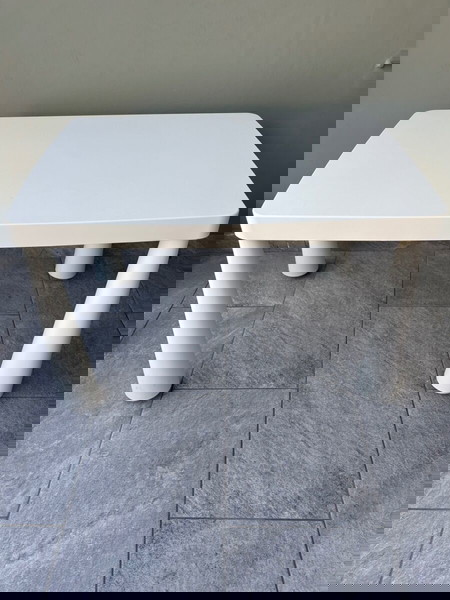 Παιδικό τραπέζι IKEA