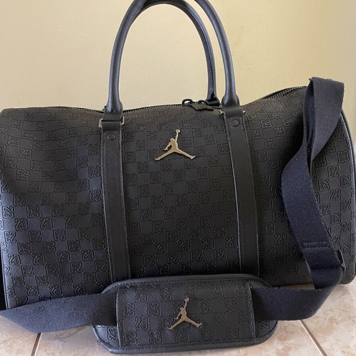 Air Jordan Weekend Bag like new, monogram, black
