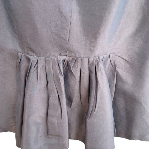Gucci silk skirt like new, grey-taupe, size 40
