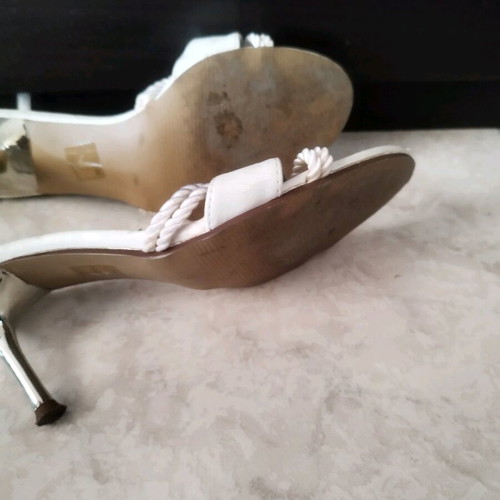Romina white pumps used size 38
