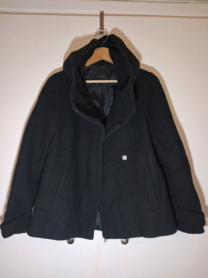 Zara Basic Black Coat with Large Hood Size M like new