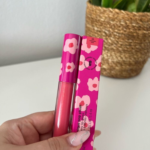 Clinique x Kate Spade limited edition lipgloss new, shade 05 rosewater pop