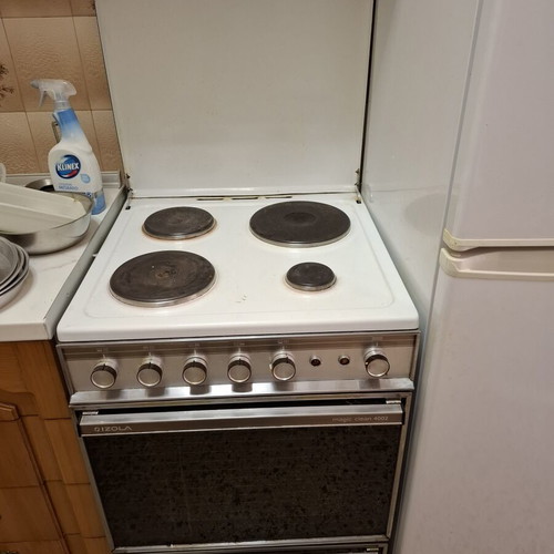 ΙΖΟLA Magic Clean 4002 ηλεκτρική κουζίνα μεταχειρισμένη, πλήρως λειτουργική