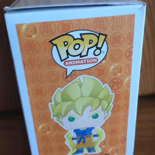 Dragonball Z Super Saiyan Goku 860 Funko Pop used