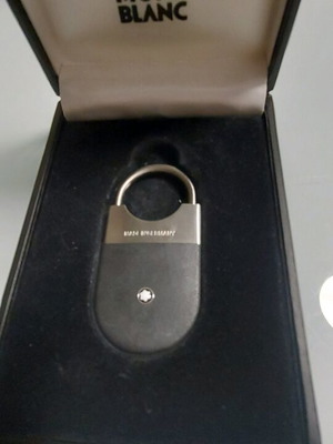 Mont Blanc Meisterstuck keychain new with box