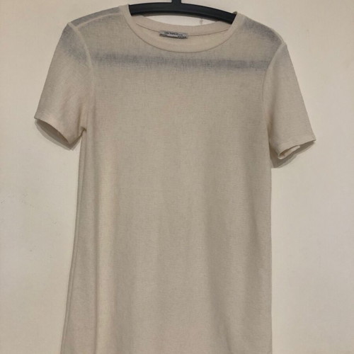 Zara blouse ecru short sleeve like new - 4,50 - Vendora.cy Zara blouse ecru short sleeve like new - 4,50 - Vendora.cy