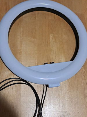 Ring Light USB used, dimmable with cool, warm and natural light