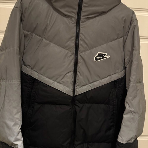 Nike Reflective Puffer used, waterproof with goose down, size S, black and grey