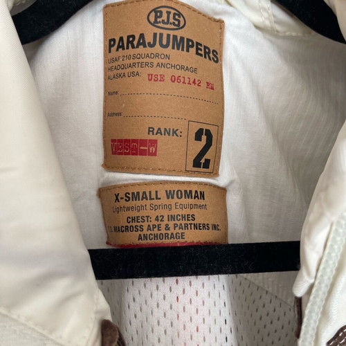 Parajumpers sleeveless vest like new, white and yellow