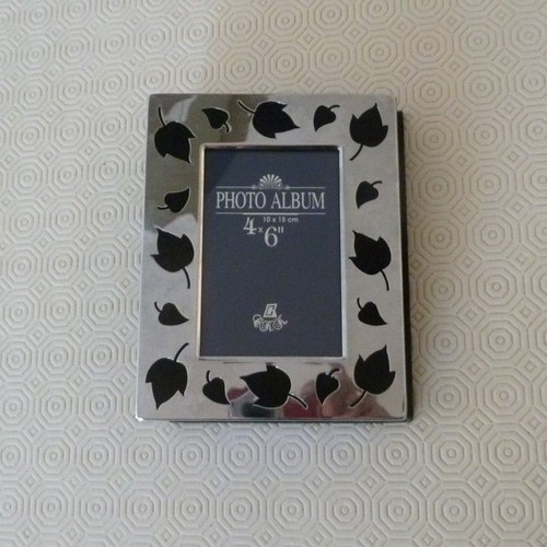 Retro photo album with silver cover and velour lining 10x15 cm like new