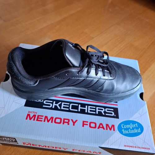 Adidas sneakers black size 40 like new