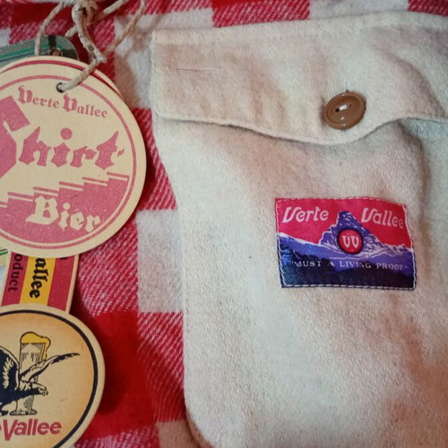 Vintage Italian Verte Valle shirt 90's medium new, beige and red