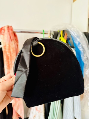 Evening bag black velvet like new