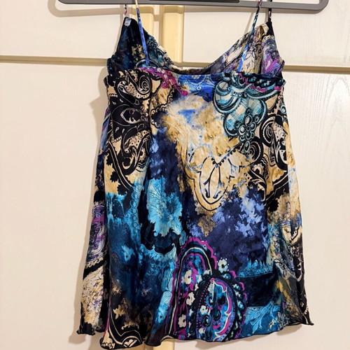 Women's satin top size M like new, multicolored