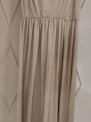 Φόρεμα Cento Fashion No S σαν καινούργιο, φαρδιά γραμμή