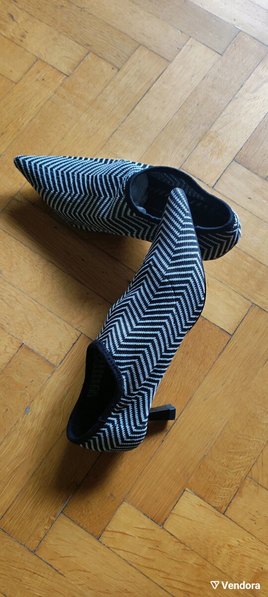 Γόβες ζιγκ ζαγκ ριγέ Zara σαν… - € 10,00 - Vendora.gr