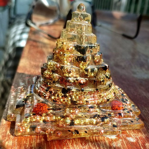 Orgonite Meru Chakra like new