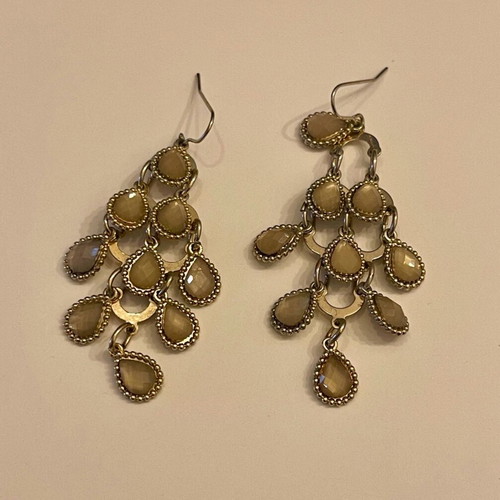 Earrings like new