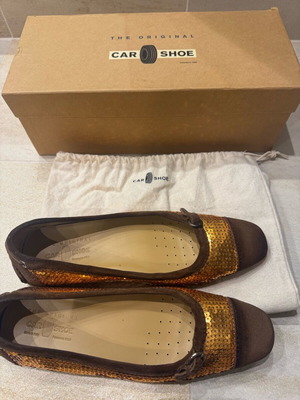 Car Shoe μπαλαρίνες σαν καινούργιες με παγιέτες καφέ σουέντ 37,5-38