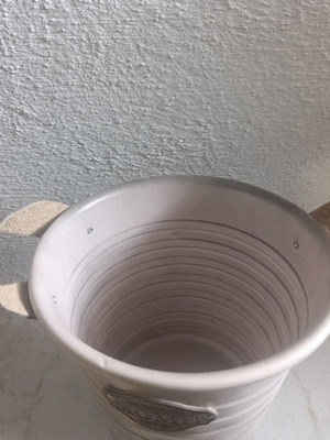 Metal planter new