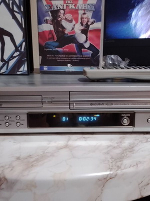 LG DVS7720 DVD+VCR σαν καινούργιο με τηλεκοντρόλ και καλώδια