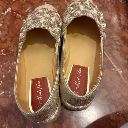 Espadrilles gold like new