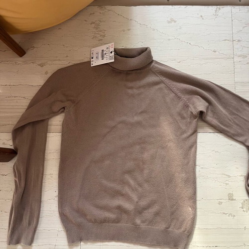Zara turtleneck sweater new, beige, size S-M
