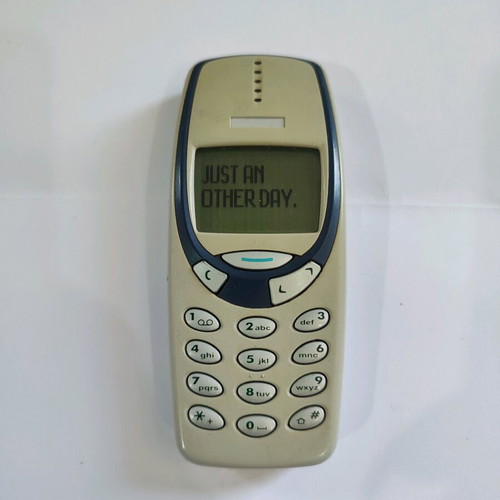 Nokia 3330 Classic Phone used, vintage brick with buttons