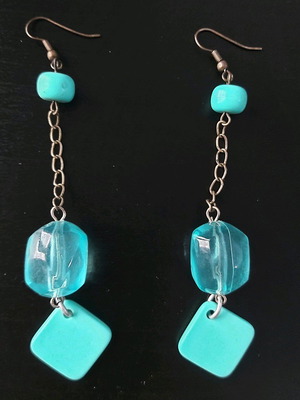 Earrings like new
