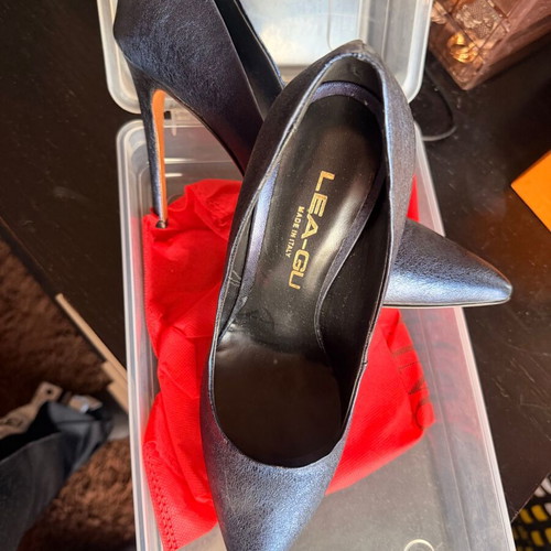 LEA-GU blue pumps new, size 39, Italian genuine leather