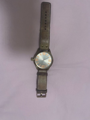 Ozzoo wristwatch women's used, beige