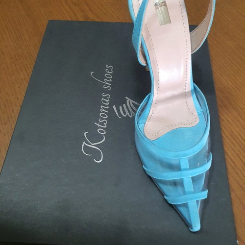 Kotsonas turquoise pumps like new, size 37